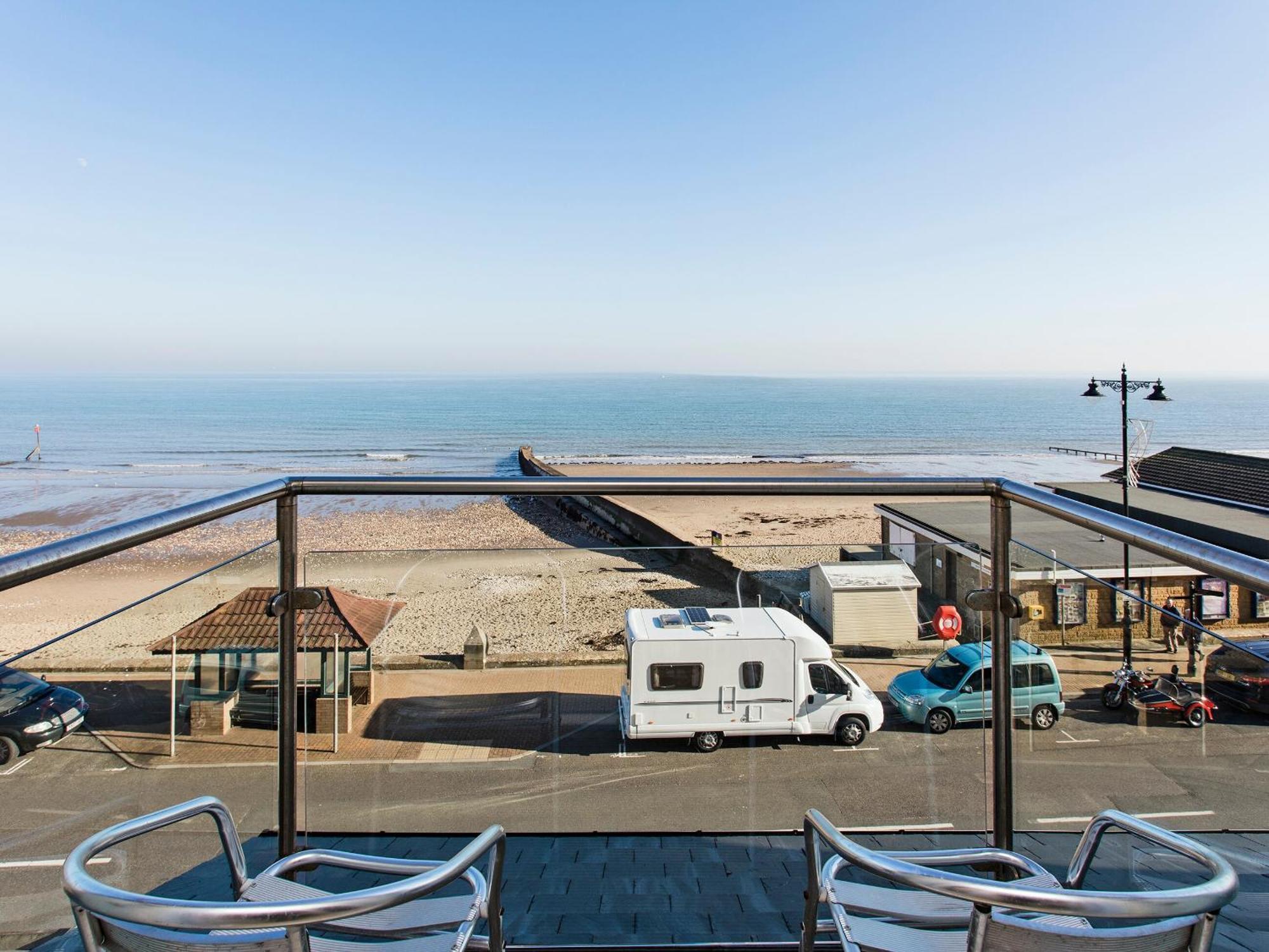 Sunny Beach Apartments Shanklin Ngoại thất bức ảnh